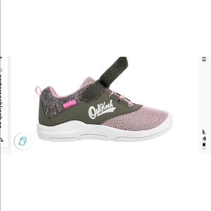 NWOT little girl Velcro strap running shoe